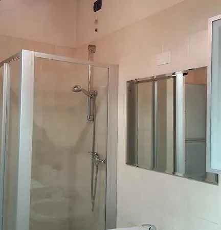 Apartment Flats4Rent Tommaso *